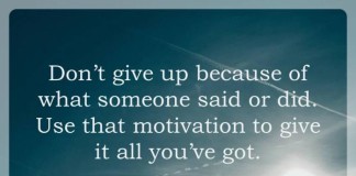 Dont give up picture quote